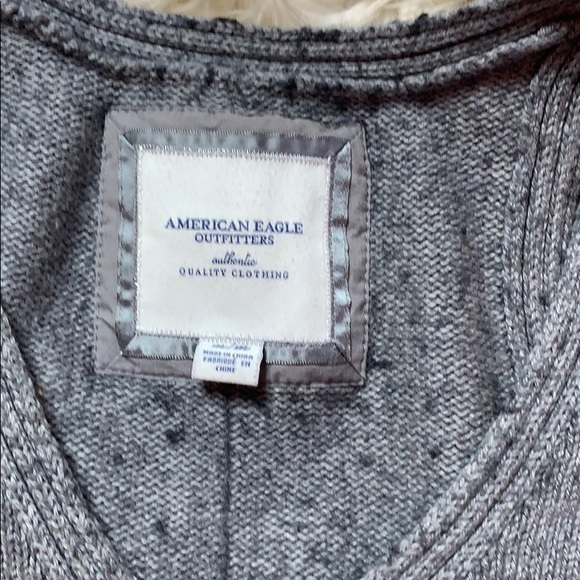 Sweater vest - Picture 2 of 3